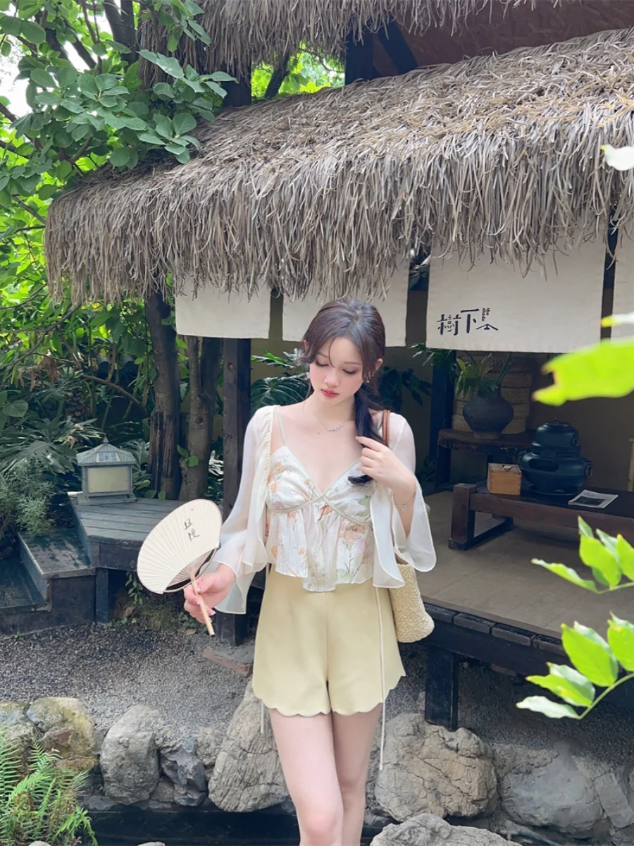 

Брюки Five Outsider Petal с высокой талией, повседневные, для женщин, летние, 2023, короткие, из других материалов