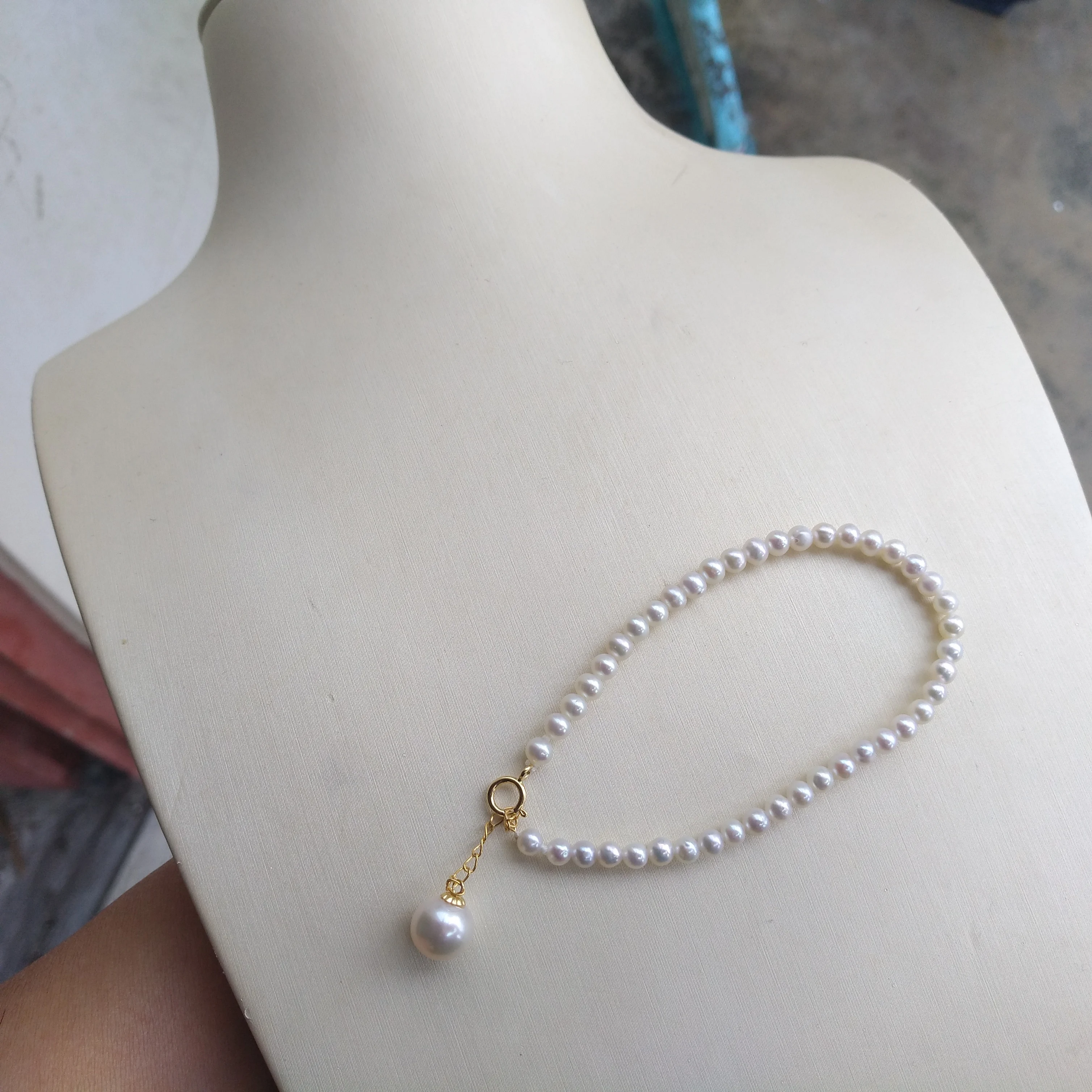 gorgeous AAA+AKOYA Real Natural white pearl bracelet Please see more photos with pearl details