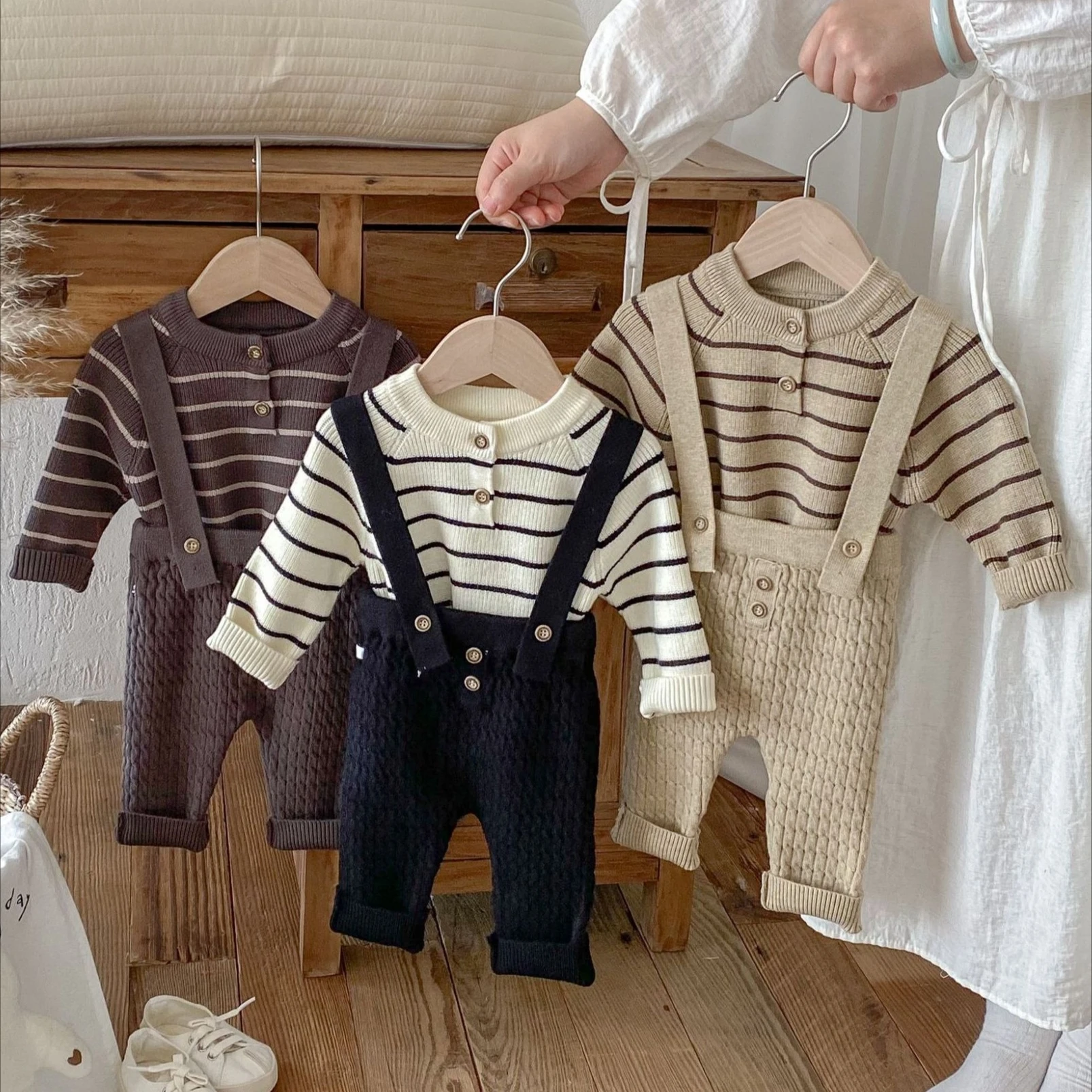 2025 Autumn New Baby Boy's Knitted Sweater + Suspenders Pant Casual Girl's Two-piece Suit Baby Knitted Suit