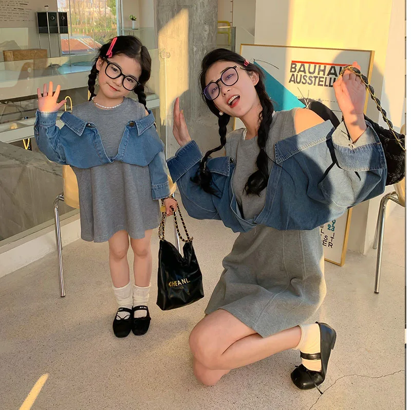 

Play Parent-Child Outfits Together, Internet Famous Korean Version Of Mother Daughter Outfits, Denim Fake Two-Piece Dress, New