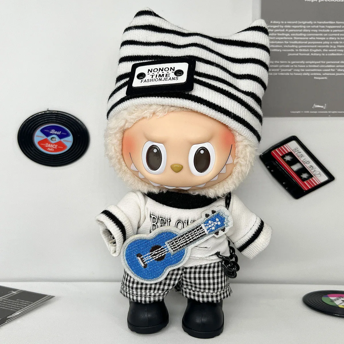 Mini Plush Idol ตุ๊กตาเสื้อผ้าสําหรับ Labubu Hip Hop สไตล์เสื้อยืดกางเกงหมวกกีตาร์แฟชั่น Music Star แฟนของขวัญ