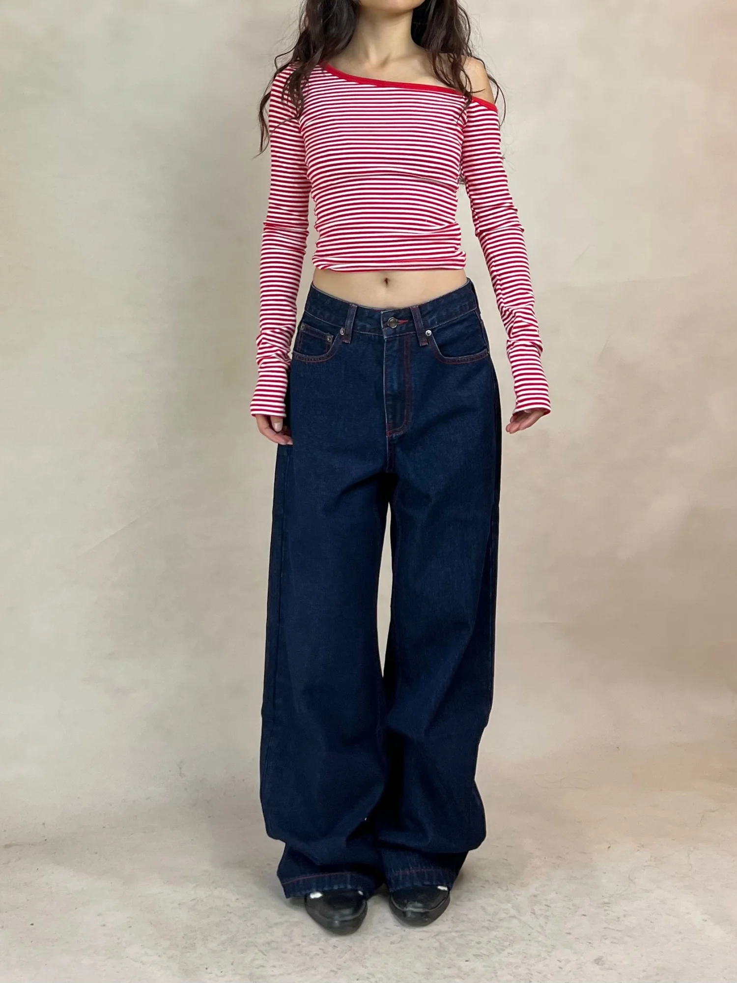 

Джинсы DINA2026 зимние, с низкой посадкой, винтажные, широкие, свободные, в пол, с контрастными вставками, прозрачной строчкой и декоративными элементами