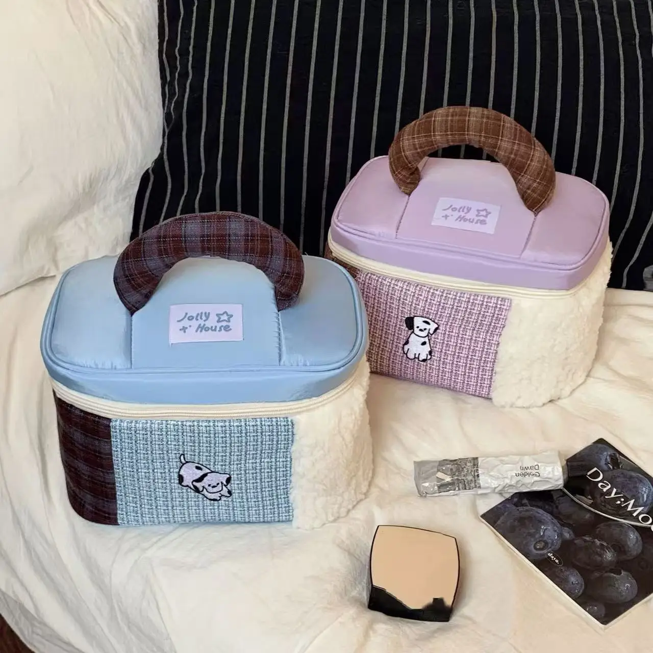 Cartoon Cartoon Handheld Makeup Bag New Large Capacity Portable Cosmetic Storage Bag Outing Travel Cute Makeup Bag Sweet Style