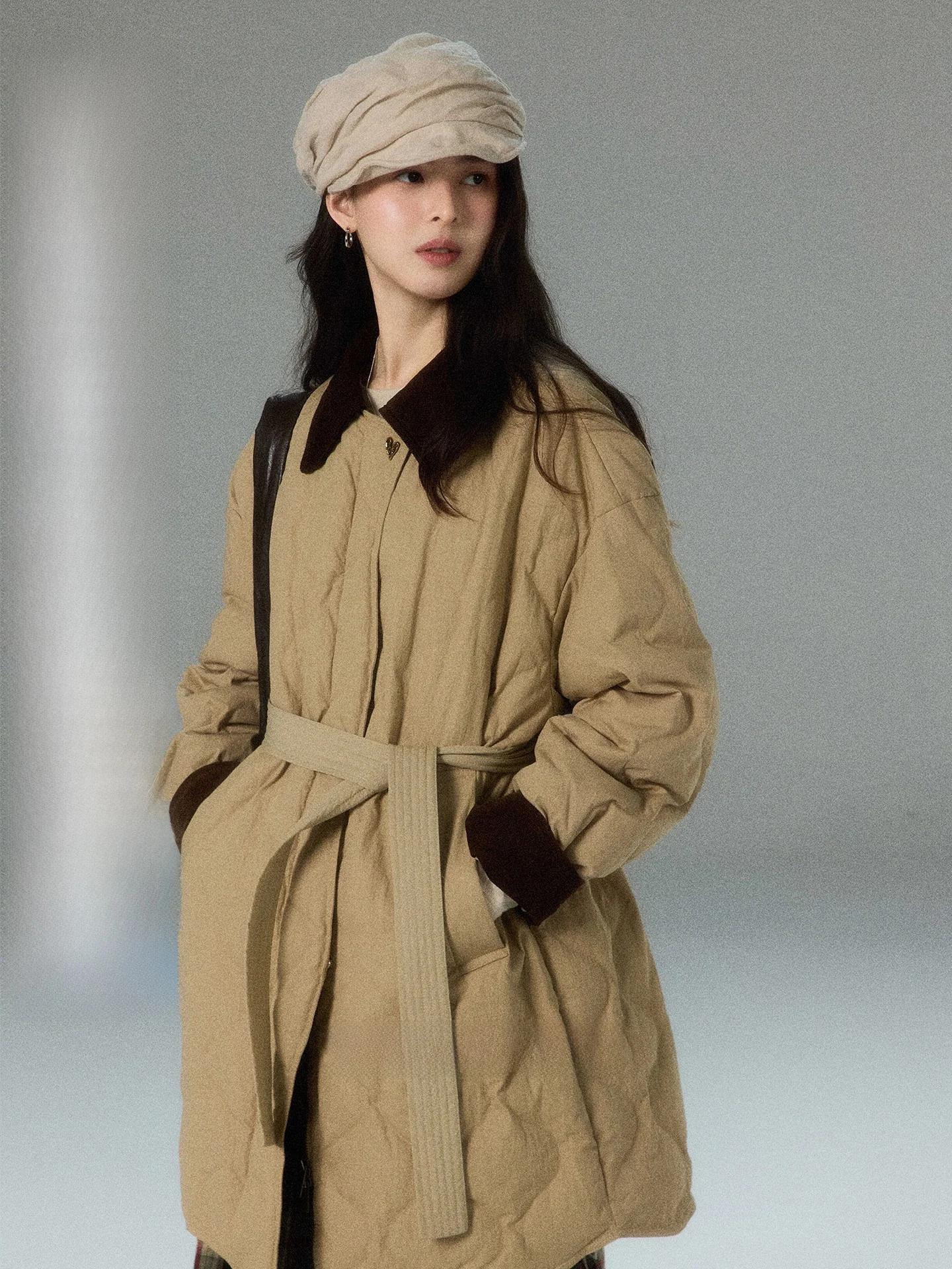 

Женская пуховая куртка из вельвета с воротником-стойкой, утепленная, с ромбовидным узором, для осени и зимы