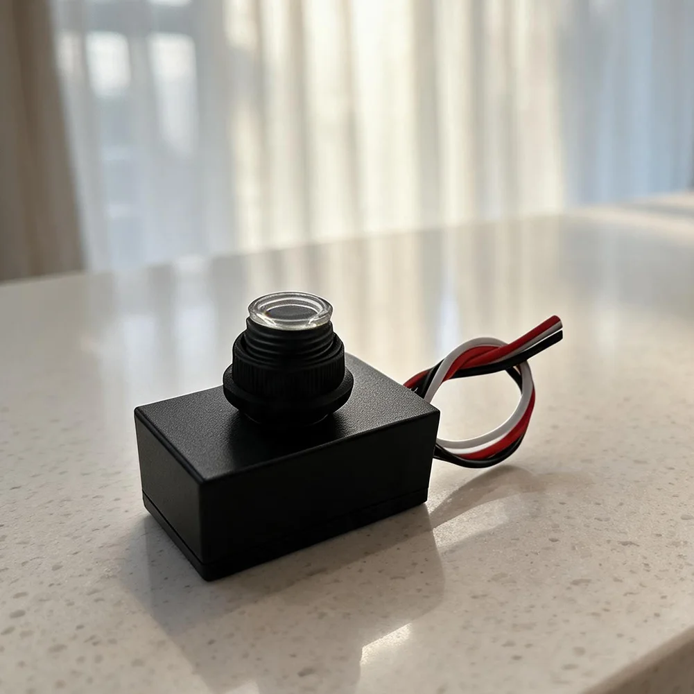Outdoor Light Detection Relay 3 pcs Automatic Light Sensing Switch for Lamp Circuits 110 240V 50 60Hz Waterproof Enclosure