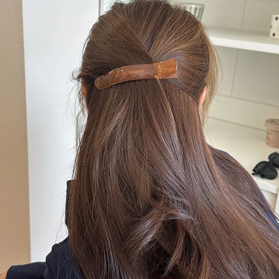 

Curved Acrylic Alligator Hair Clip Jelly Translucent High Quality for Ponytail Bun Festival Office Use