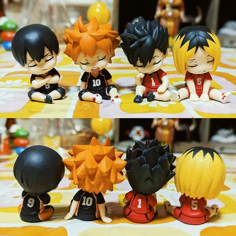 4ชิ้น/เซ็ต TAKARA TOMY gashapon haikyuu ของแท้!! ของเล่นแบบจำลองตุ๊กตาขยับแขนขาได้ท่าทางการนอนสะพายไหล่ถึงไหล่เป็นของขวัญ