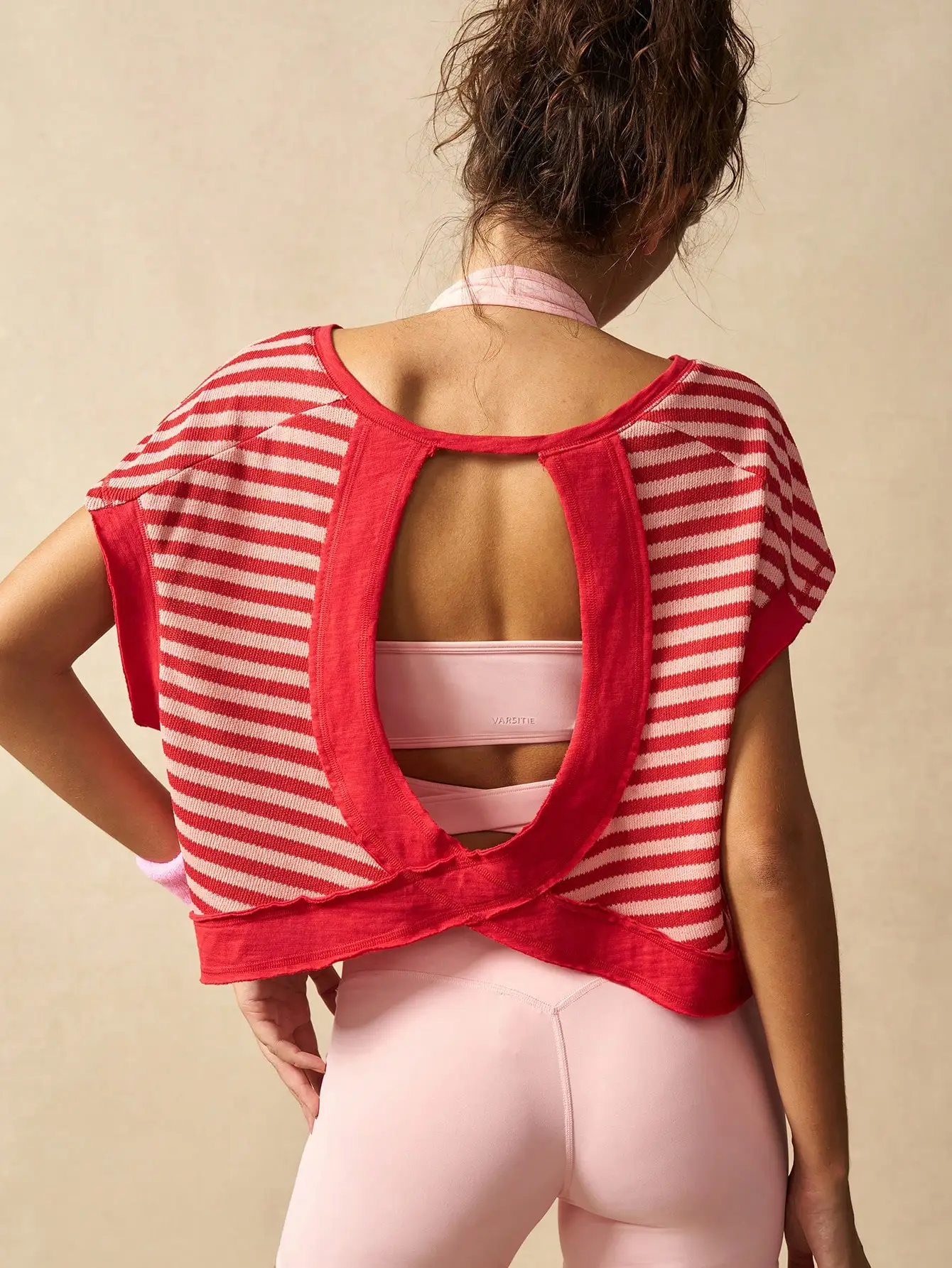 Top Corto Deportivo a Rayas con Espalda Descubierta para Mujer, para Gimnasio y Verano, Camiseta Deportiva Roja y Blanca