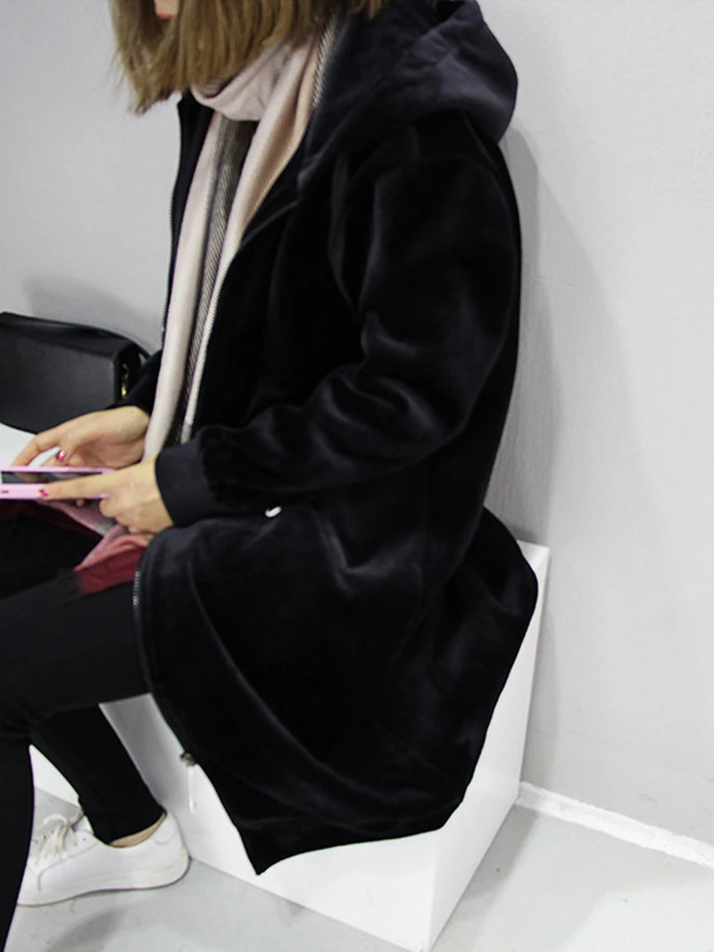 المرأة متوسطة طويلة المخملية هوديي سستة سترة سوداء سترة جديدة فضفاضة تنوعا ربيع الخريف موضة تنوعا معطف سميك