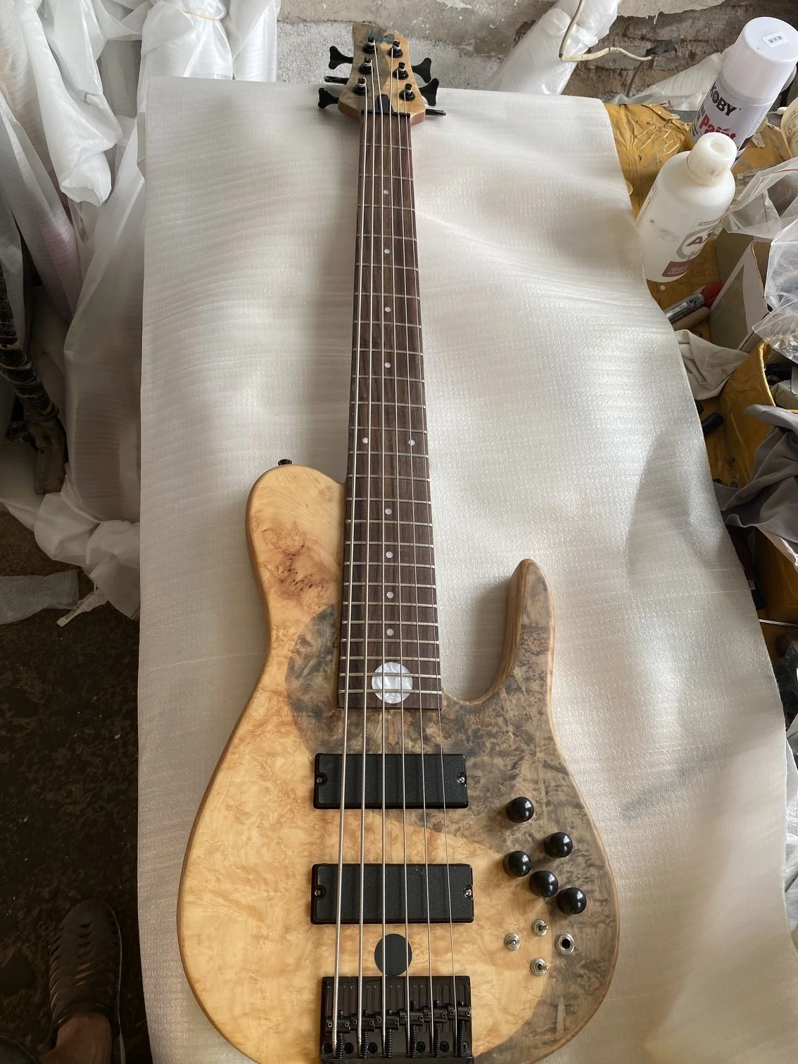 Custom Made 6 String Natural Quilt Maple Natural Electric Bass