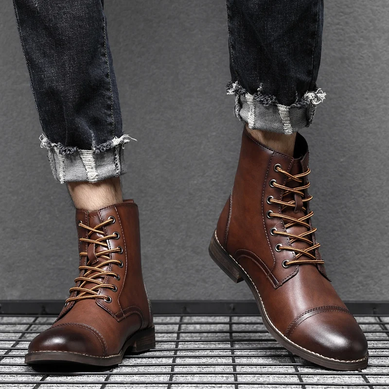 

Men's High Top Boots Handmade Leather Boots Motorcycle Boot Cycling Boots Lace Up Anti Slip Hiking Boot Men's Work Training Boot