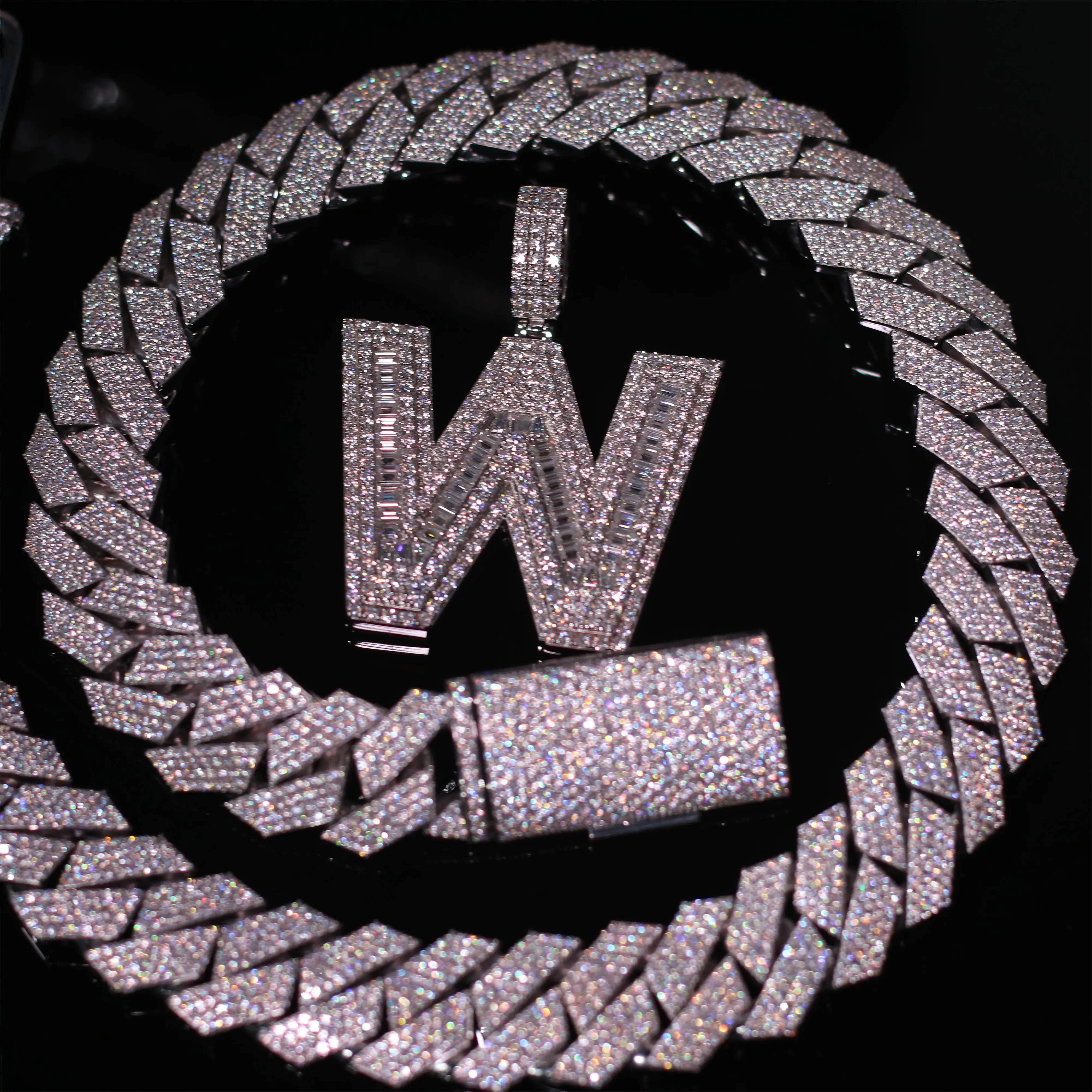 Cuban Heavy Link Chain 22mm 5 Rows 925 Silver VVS Iced Out Diamond Moissanite Cuban Chain.