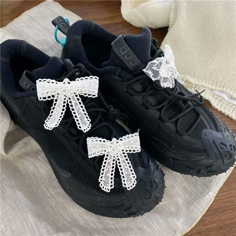 Fashion Shoe Decoration Clips Lace Bow Sneakers Charms Personality Shoe Buckles Metal Shoe Chains For Women Sneakers Accessories