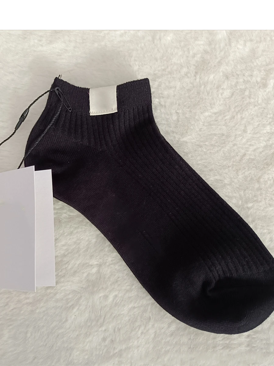 New Style Solid Color Leg Shaping Cotton Socks Double Needle Cloth Label Knee High Fashion Socks Mid-Tube Ladies Calf Socks