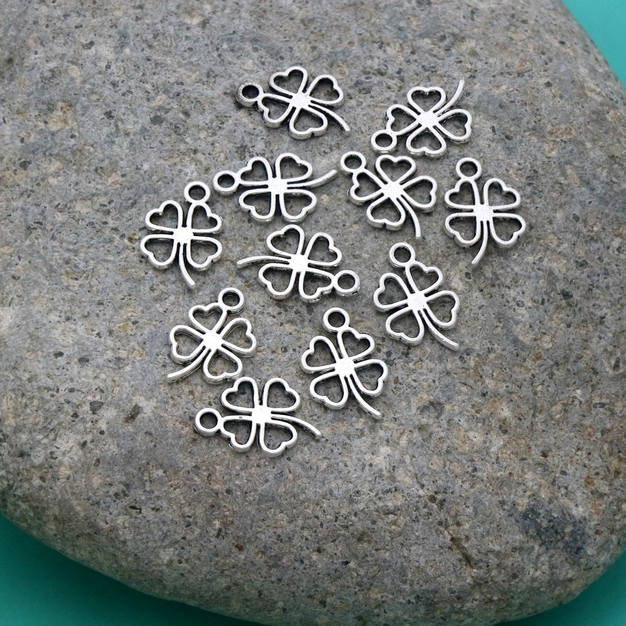 40pcs Lucky Clover Charms 12X17mm Alloy Antique Silvery Pendants  Jewelry Making DIY L368