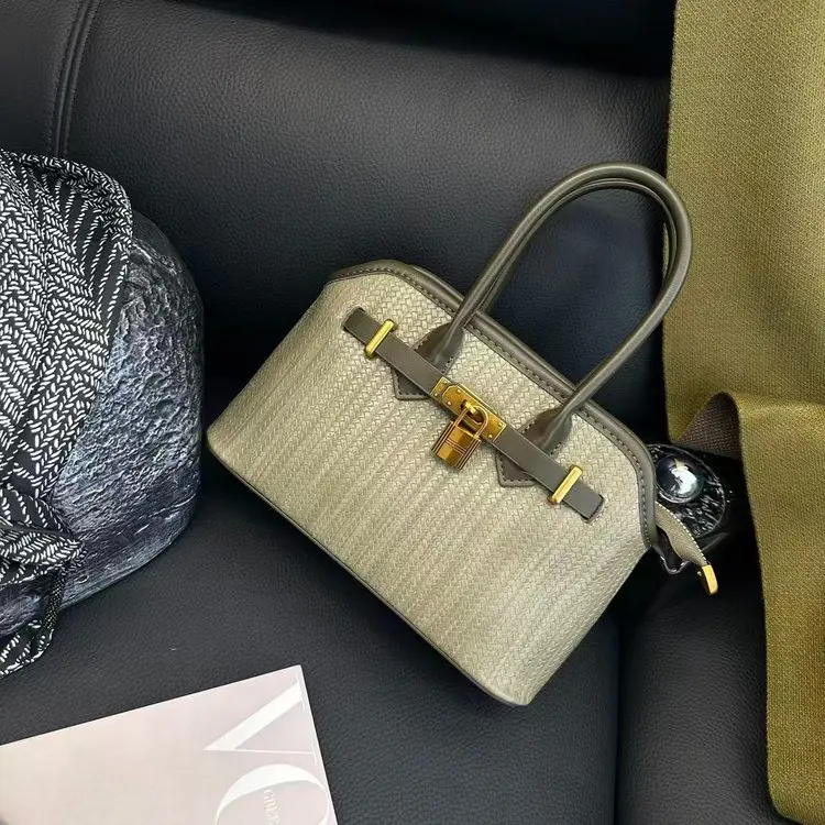 

Классическая дизайнерская сумка для подгузников класса люкс для женщин, винтажная кожаная сумка-тоут большой вместимости, минималистичная, элегантная, модная, стильная, для повседневного использования