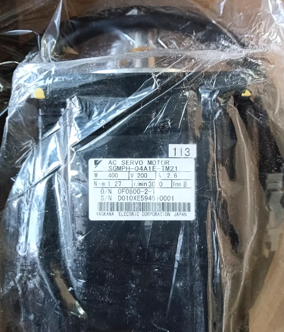 

SGMPH-04A1E-TM21 Совершенно новый серводвигатель, SGMPH 04A1E TM21, быстрая доставка