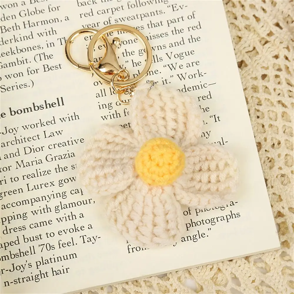 Girl Women Handmade Knitted Keychain Cartoon Sweet Cute Crochet Flowers Plant Tulip Weaved Keyrings Bag Hanging