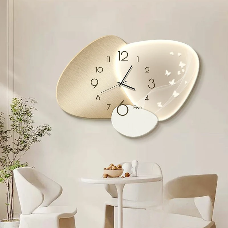 

Luxury Creative Hands Wall Clock Unusual Design Classic Fashion Wall Clock Kitchen Restaurant Reloj Digital Pared Home Decor