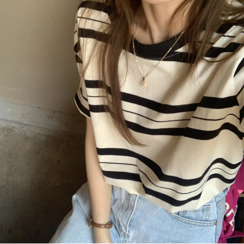 

Oversize Korean Casual Loose Stripe T-shirt Women Summer Loose Short Sleeve Cotton Tees Tops Minimalist Style Female Clothing