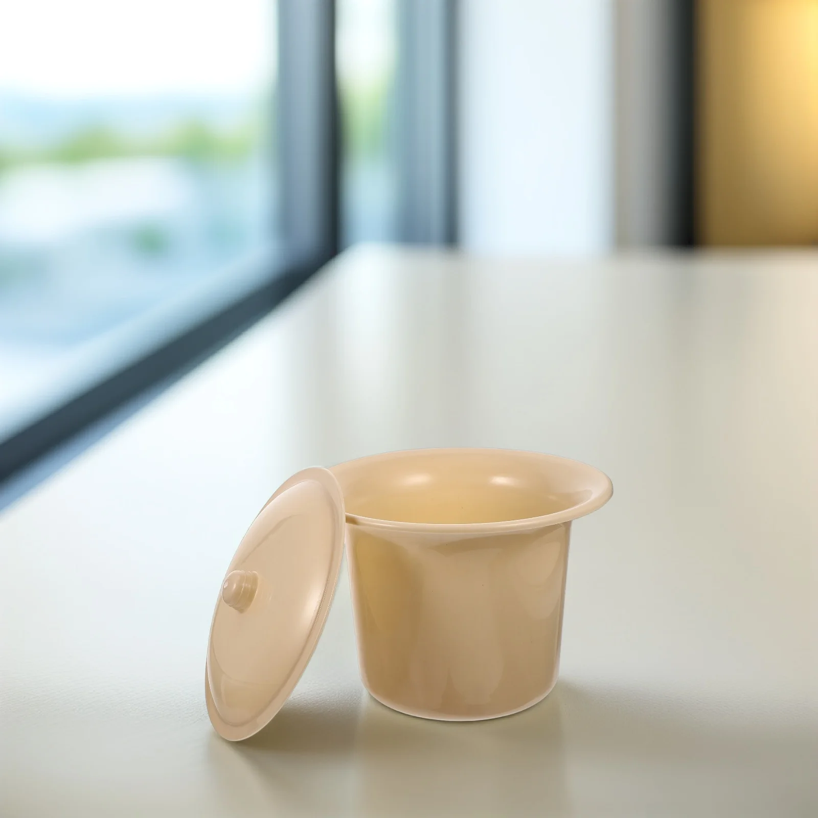 وعاء مبولة بلاستيكي ممتاز متعدد الوظائف مع غطاء للاستخدام العائلي كبار السن والأطفال المعوقين مقلاة سرير مبولة منزلية #6