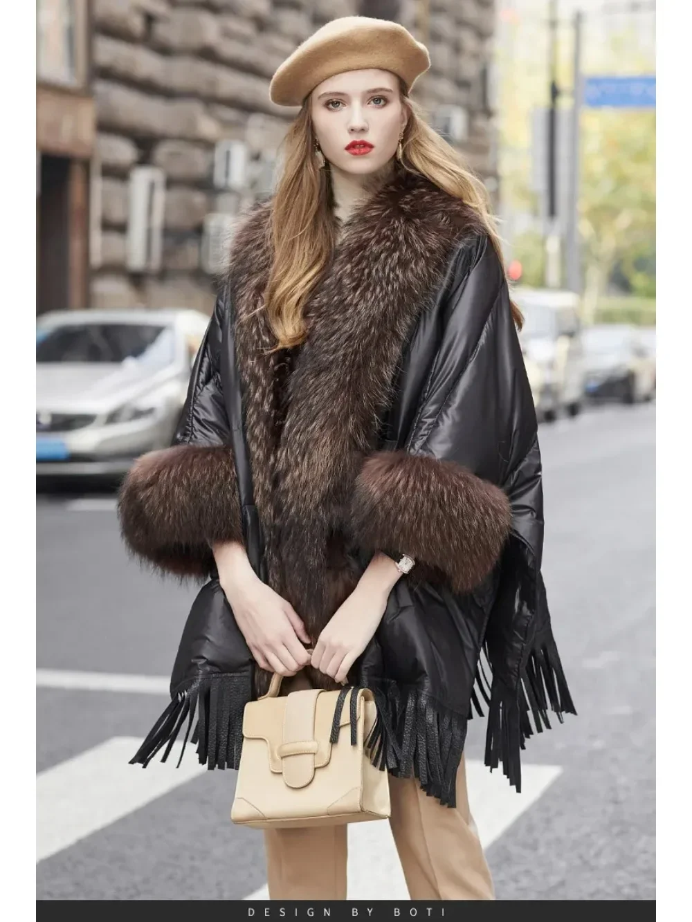 2024 European Trend Fashion America Winter Jacket Women Real Raccoon Fur Streetwear Fashion Cloak Duck Down Down Coat