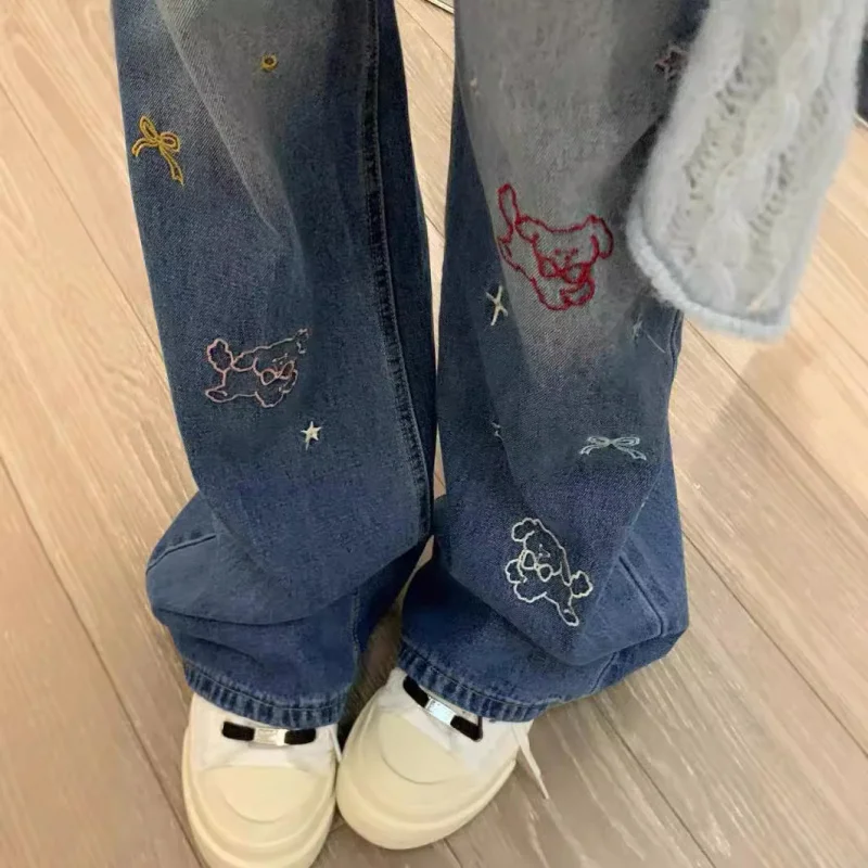 

Women's Vintage Embroidered Straight Jeans Early Autumn2025New Design Sense High Waist Slimming Narrow Wide Leg Trousers