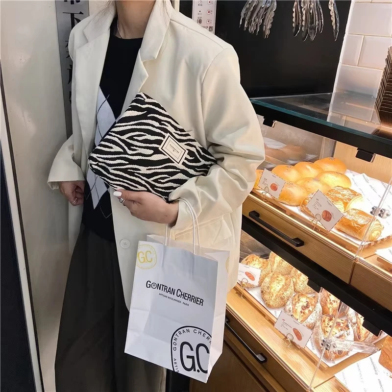 コーデュロイ女性化粧バッグヒョウ柄化粧品バッグポーチトイレタリーオーガナイザー女性メイクアップケース容量収納ウォッシュバッグ