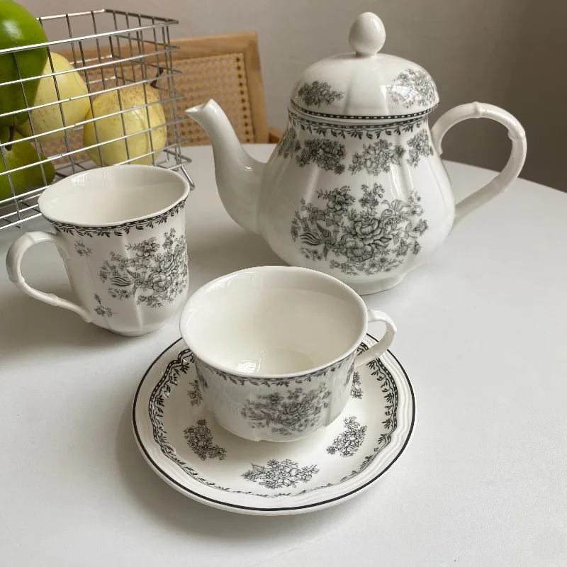 European Ceramic Coffee Cup and Saucer Set Living Room Kitchen Dining Table Hotel Kettle Water Cup Mug Crafts Home Decoration