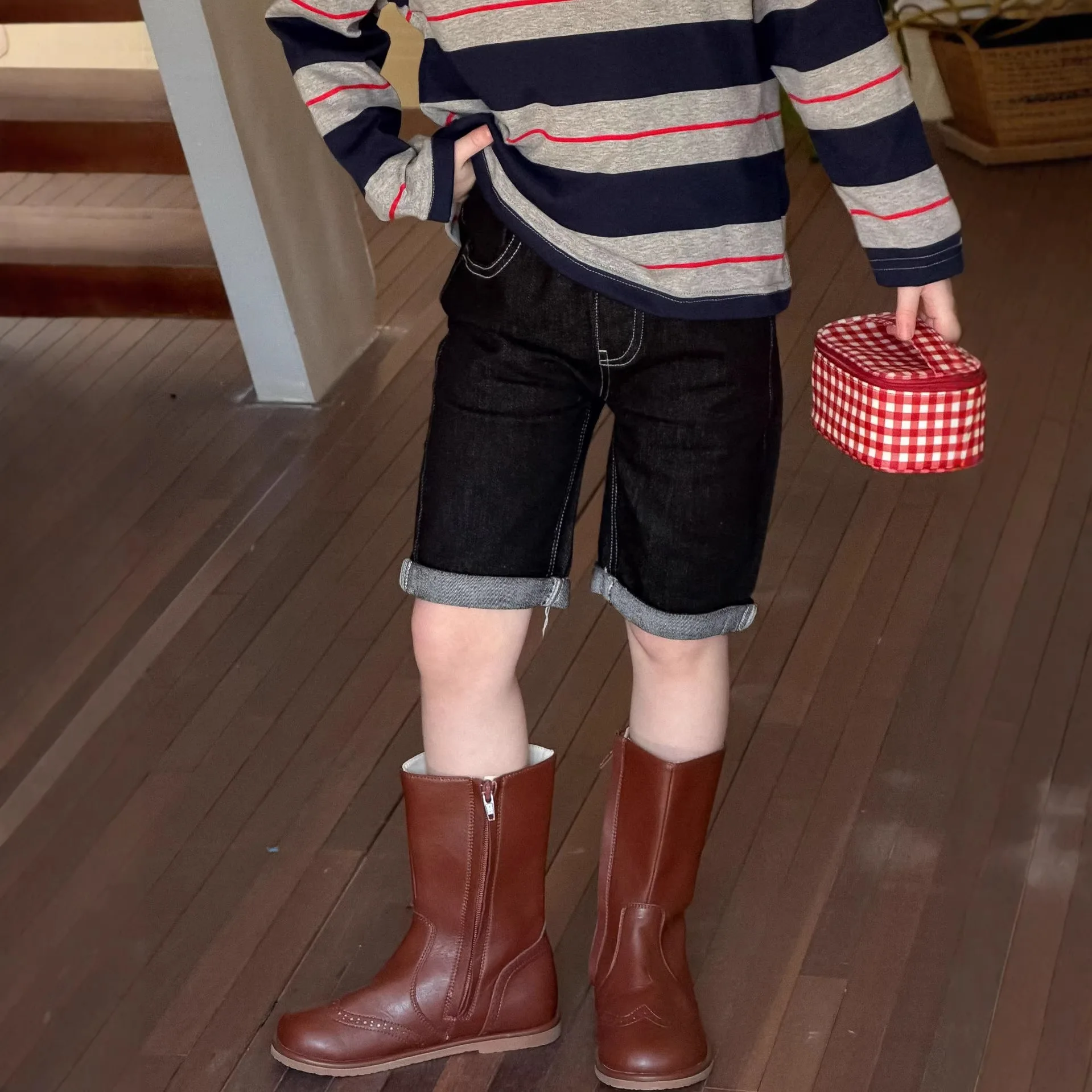 Girls Jeans 2026 Spring New Fashionable Primary Color Flanged Denim Cycling Pants Children's High Elastic Slim Shorts