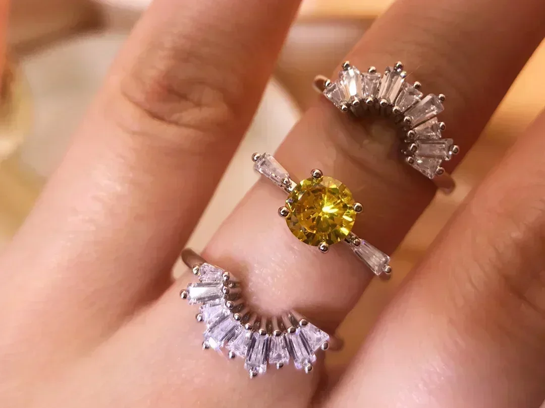 2025 Fashion New Eternal Flower Series Delicate Charm for Women Bracelet Earrings  Jewelry Set Romantic Four Leaf Grass Necklace - Image 5