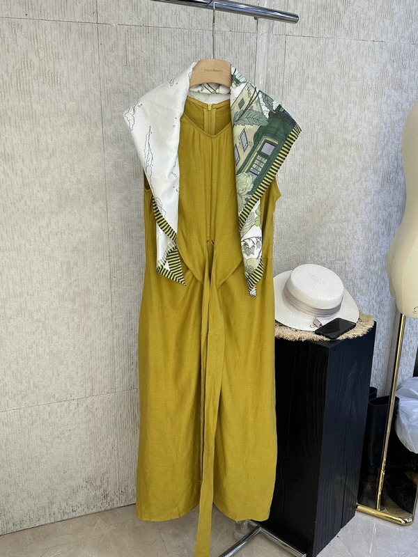 

Корейское повседневное элегантное платье в стиле 2026 года, летнее женское длинное платье без рукавов с декоративным шарфом и поясом для подчеркивания талии