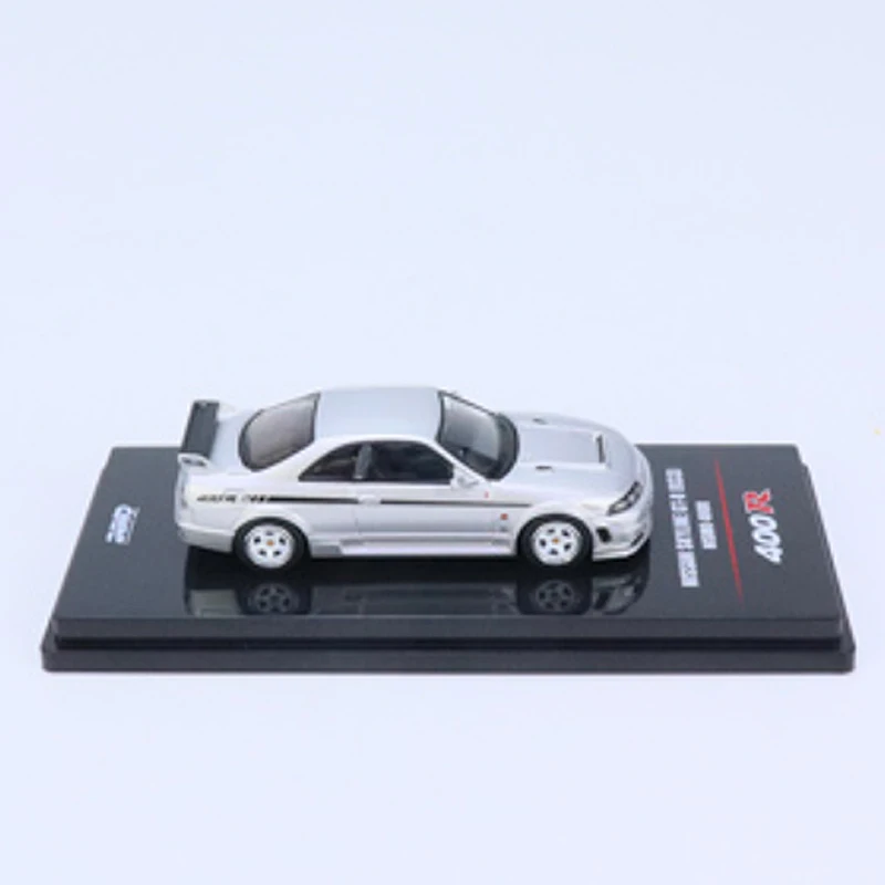 INNO 1:64 modelo de coche Skyline GT-R (R33) NISMO 400R, aleación Sonic Silver