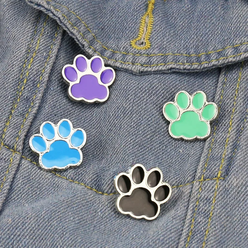 Tier mehrfarbig Katze Hund Pfote Emaille Pin Brosche Cartoons Abzeichen für Taschen Jeans Hoodies Denim Anstecknadel Schmuck Kinder Bestes Geschenk