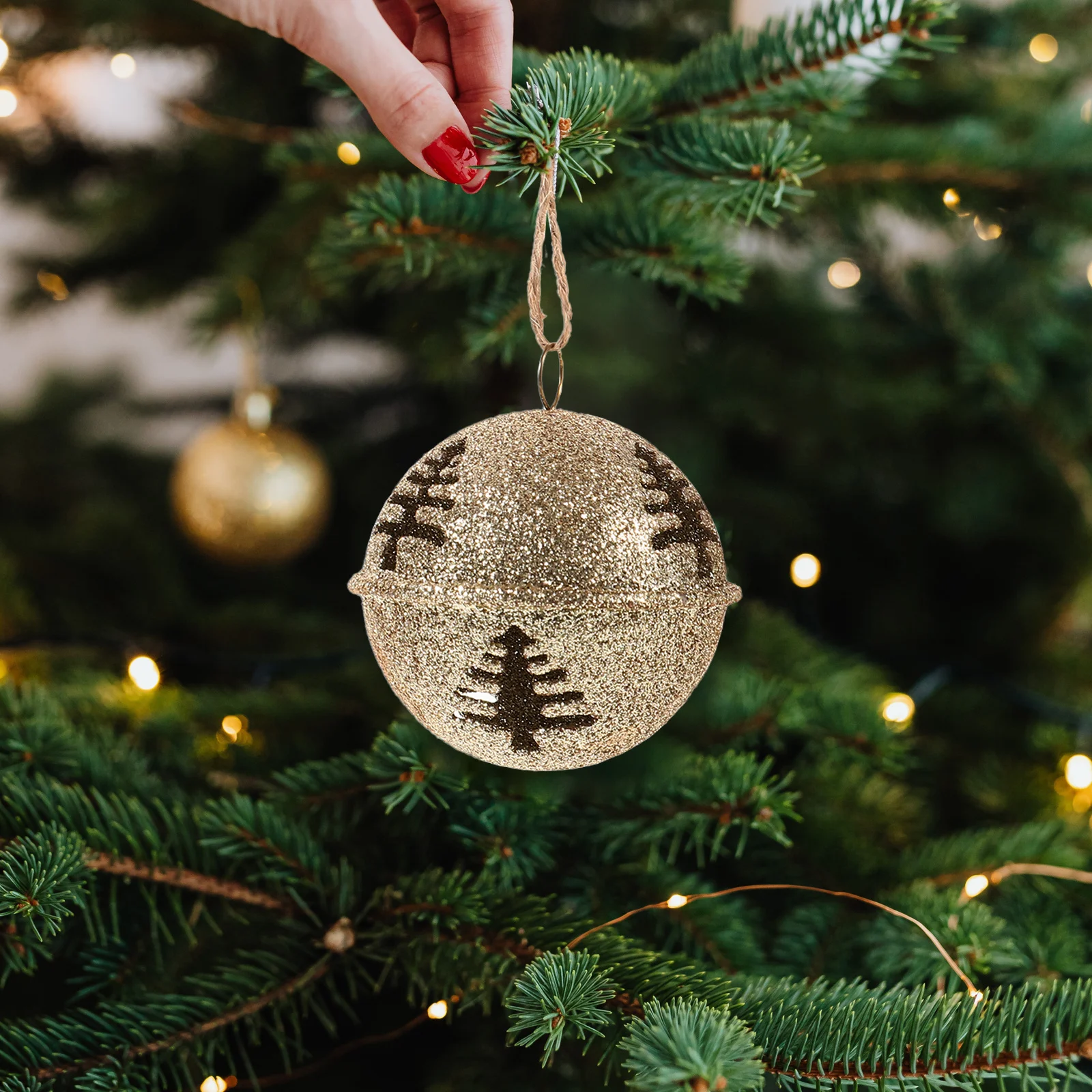 

3 Pcs Christmas Tree Pendant Ring Chime Metal Bells for Room Iron Craft Hanging Ornaments Man Party Decoration