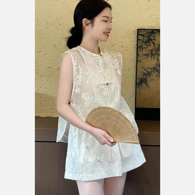 2 Pieces Sets , Summer Chinese Style Vintage Women Loose Sleeveless Embroidery Top Shirt Wide Leg Shorts Set