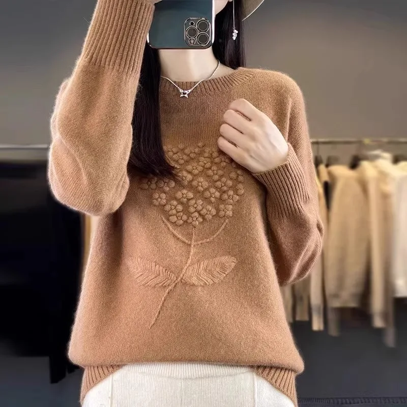 

European Station Knitwear Sweater Female 2026 Autumn Winter New Bottoming Shirt Women's Coat Round Neck Pullover Embroidery Tops