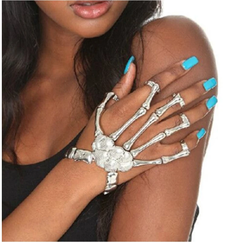 Halloween Metal Skeleton Skull Bracelet Classic Retro Ghost Claw Mitten Bracelet Dark Gothic Style Jewelry Wholesale