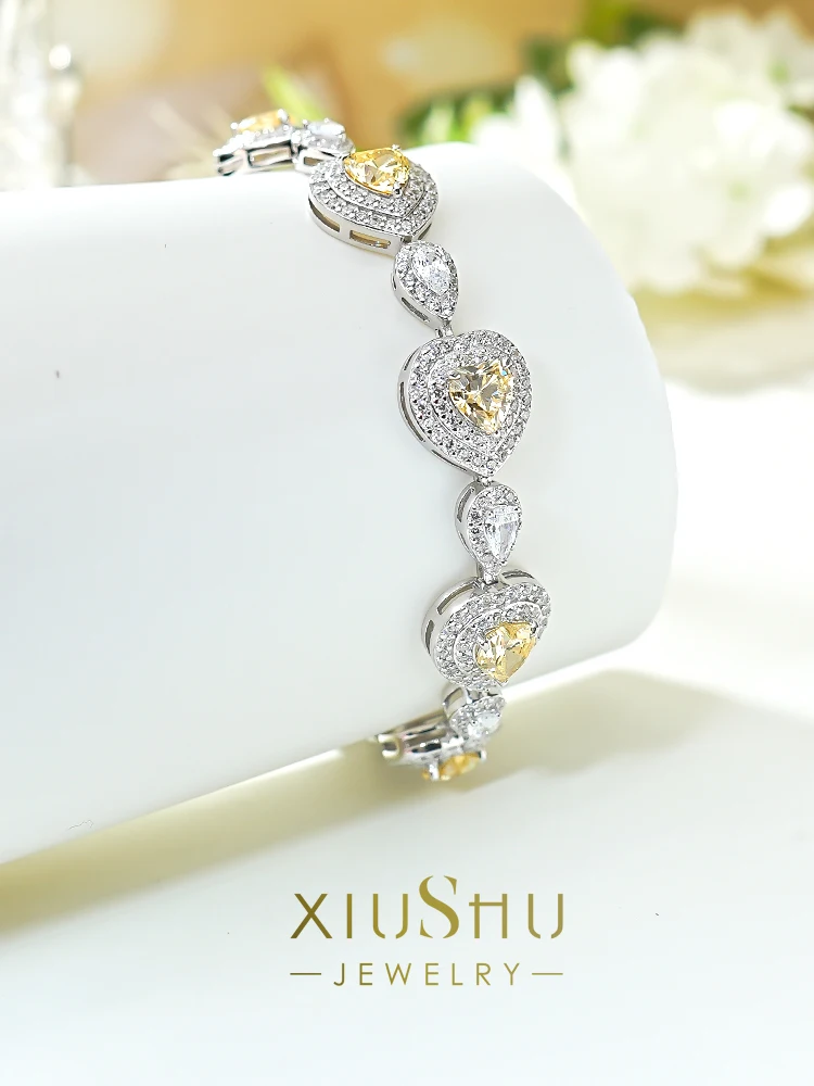 Fashionable and Luxury Artificial Yellow Diamond Heart Inlaid High Carbon Diamond 925 Silver Bracelet Versatile Wedding Jewelry