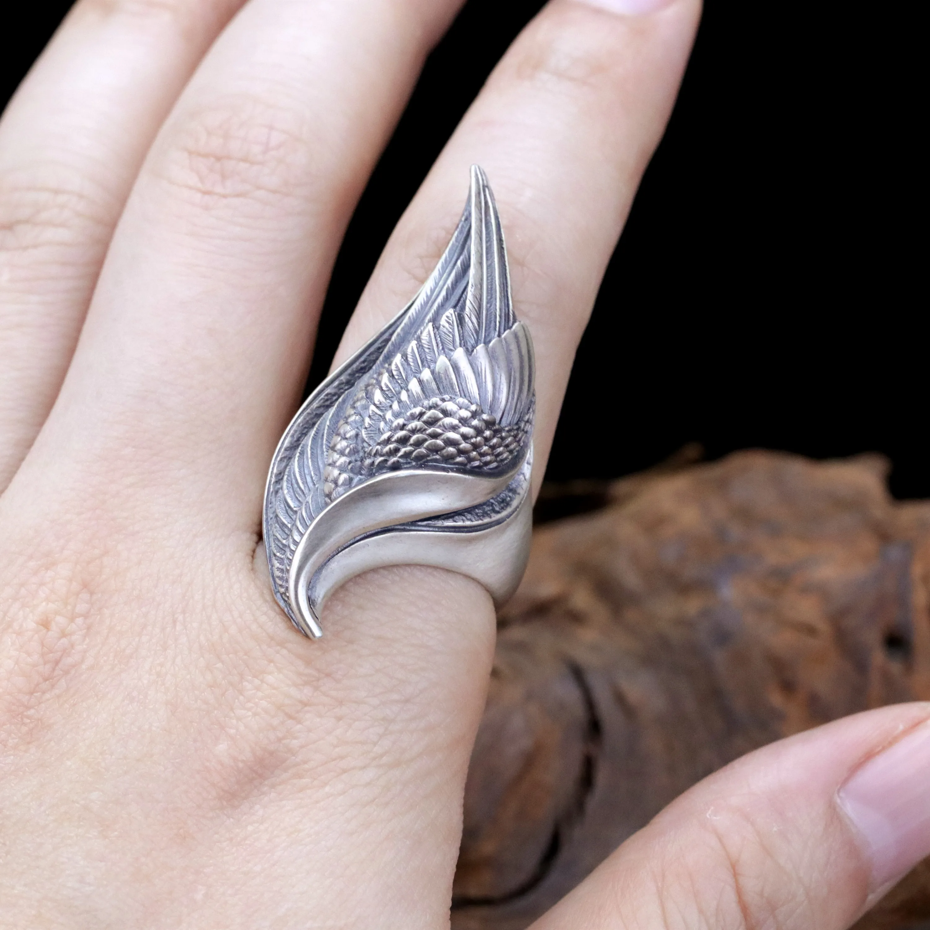 

Personality Carve Phoenix Feather Wings Rings for Men Engagement Wedding Ring Unisex Jewelry Accessories Gifts