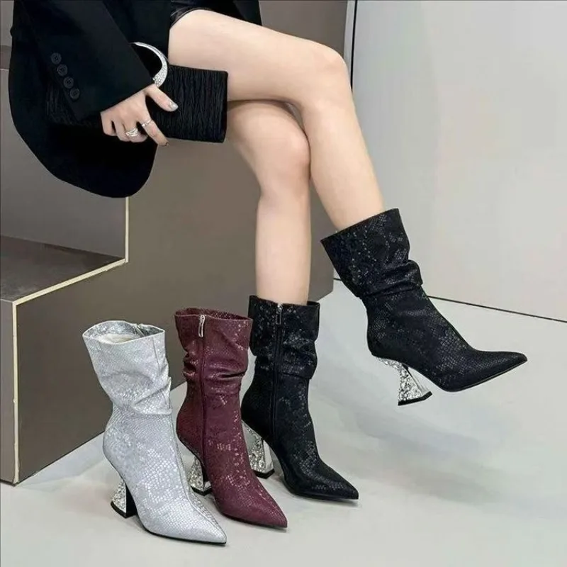 High-end Snake Pattern Pointed Toe Pile Mid-leg Boots 2026 New Rhinestone Block Heel Sexy Women's Shoes