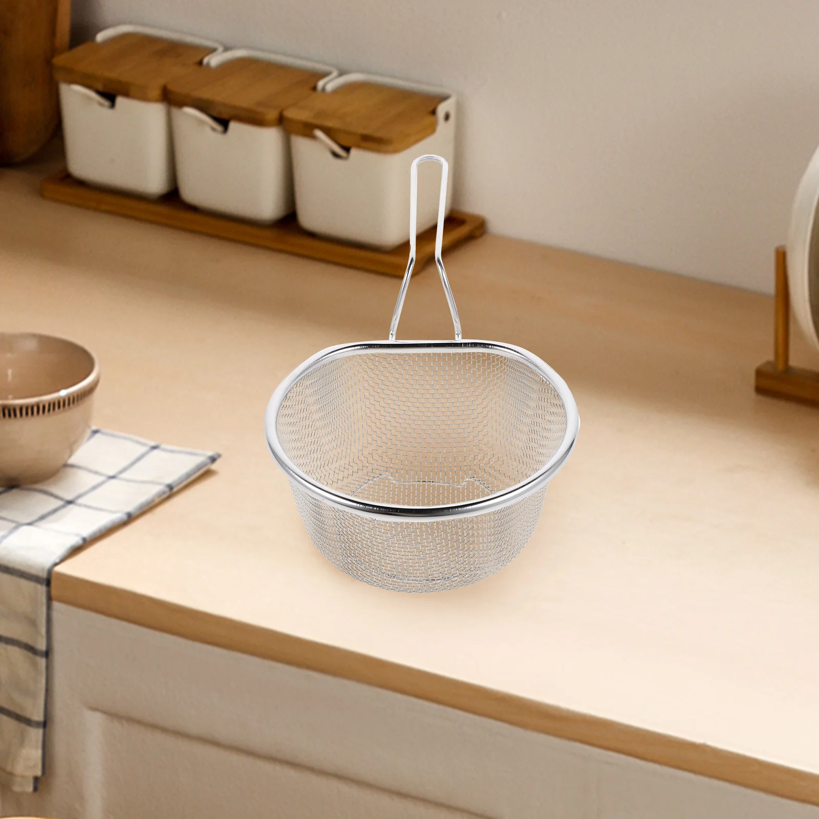 

Stainless Steel Fry Basket 18cm Heat Resistant Handle Rust Proof Oil Drain Basket Kitchen Essential for Frying French Fries