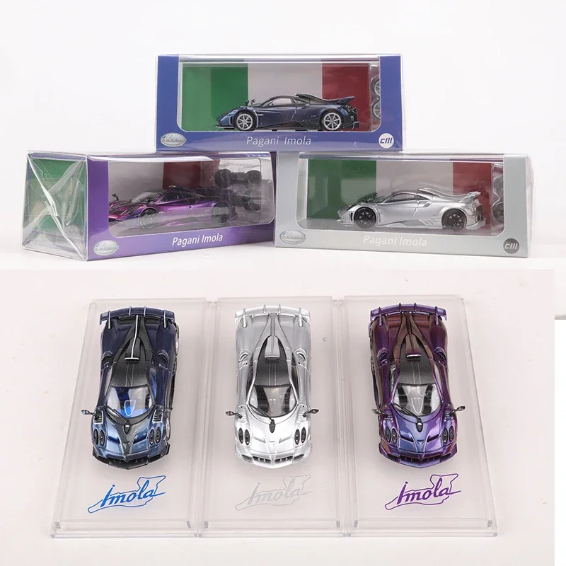 نموذج CM 1:64 Imola أرجواني/فضي،/مجمع سيارة من سبائك الكربون الأزرق