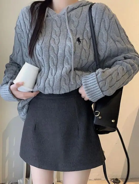 

Casual and Minimalist Woolen Long Sleeved Hoodie Sweater for Women's Clothing, Autumn/winter 2025