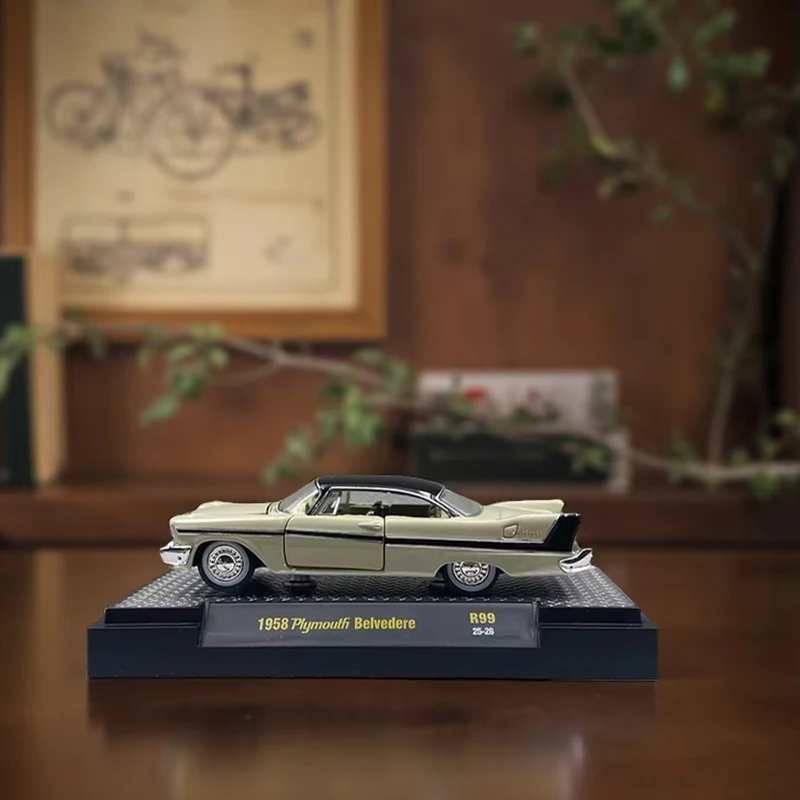Modèle de voiture en alliage à l'échelle 1:64 M2 Plymouth Belvedere 1958, collection statique, décoration, cadeaux de vacances, jouets, souvenir