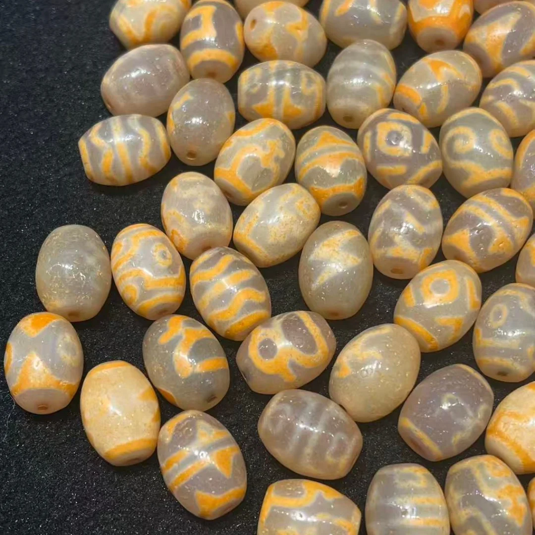 50pcs/lot Live stream hot deal limited-time discount on semi-transparent yellow chalcedony calcified old material rare patterned