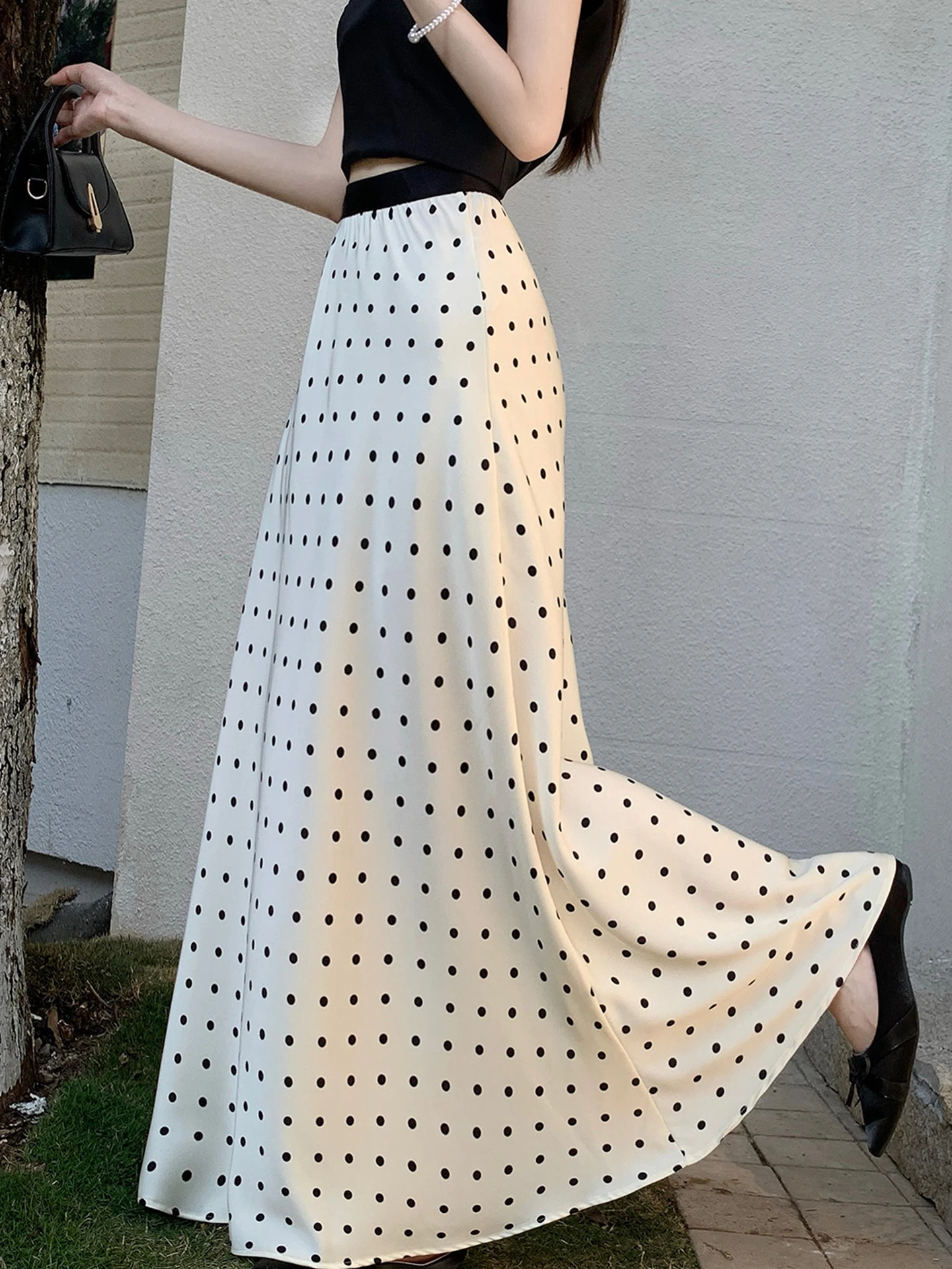 

Рекомендованная Эмили Клуд: Атласная юбка в горошек с завышенной талией, А-силуэт, длинная, женская, весна-лето, модная повседневная юбка