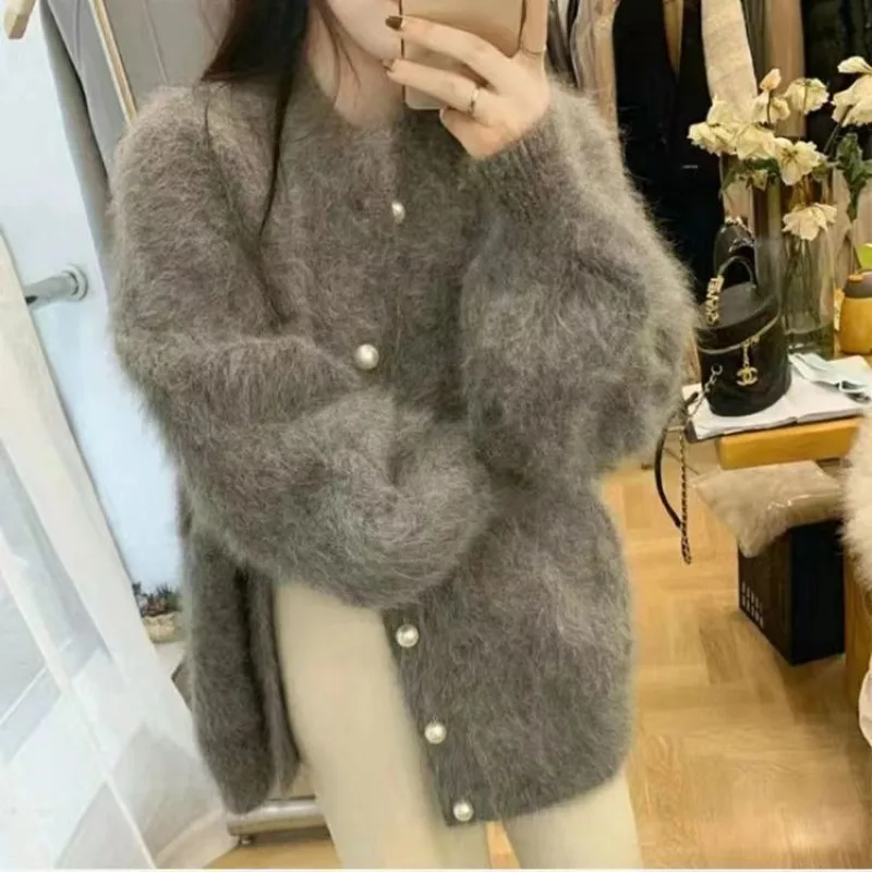 Luxury High-end Lazy Fluffy Jacket Autumn Winter Knitted Cardigan Sweater Long Sleeve Tops Design Faux Mink Pearl Button Jumper