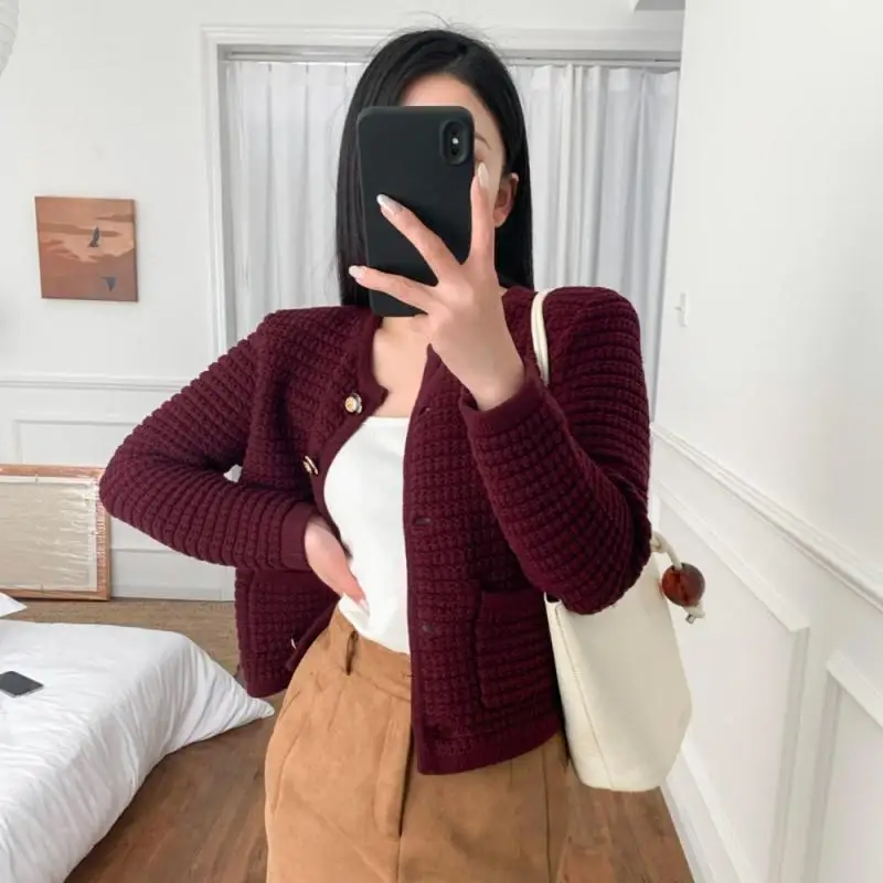 Burgundy Red Color Vintage Knitted O-Neck Cardigan Coat Single Breasted Shoulder Pads Slim Sweater Jacket 2024 Autumn Winter New