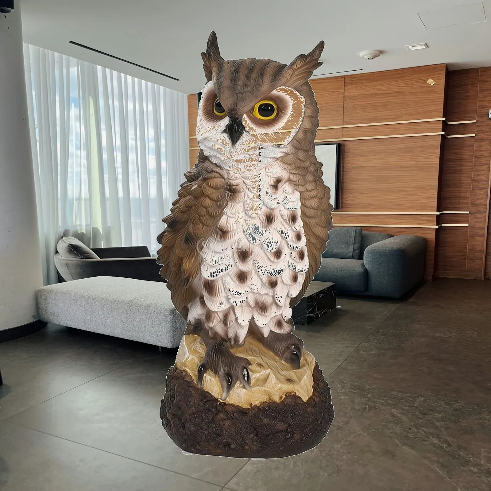 Owl Statue on Tree Stump Compact Resin Owl Figurine Garden Bird Ornament Realistic Decorative for Gardeners, Patio, Bookshelf